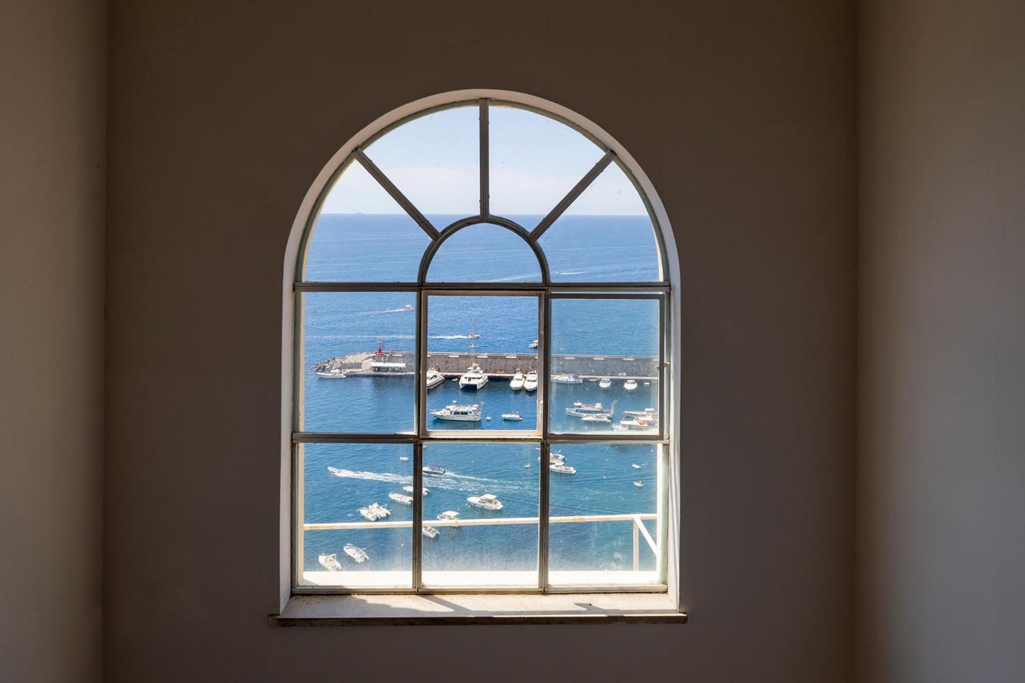 Apartments Amalfi Design Sea View Accessible By 250 Steps Exteriör bild