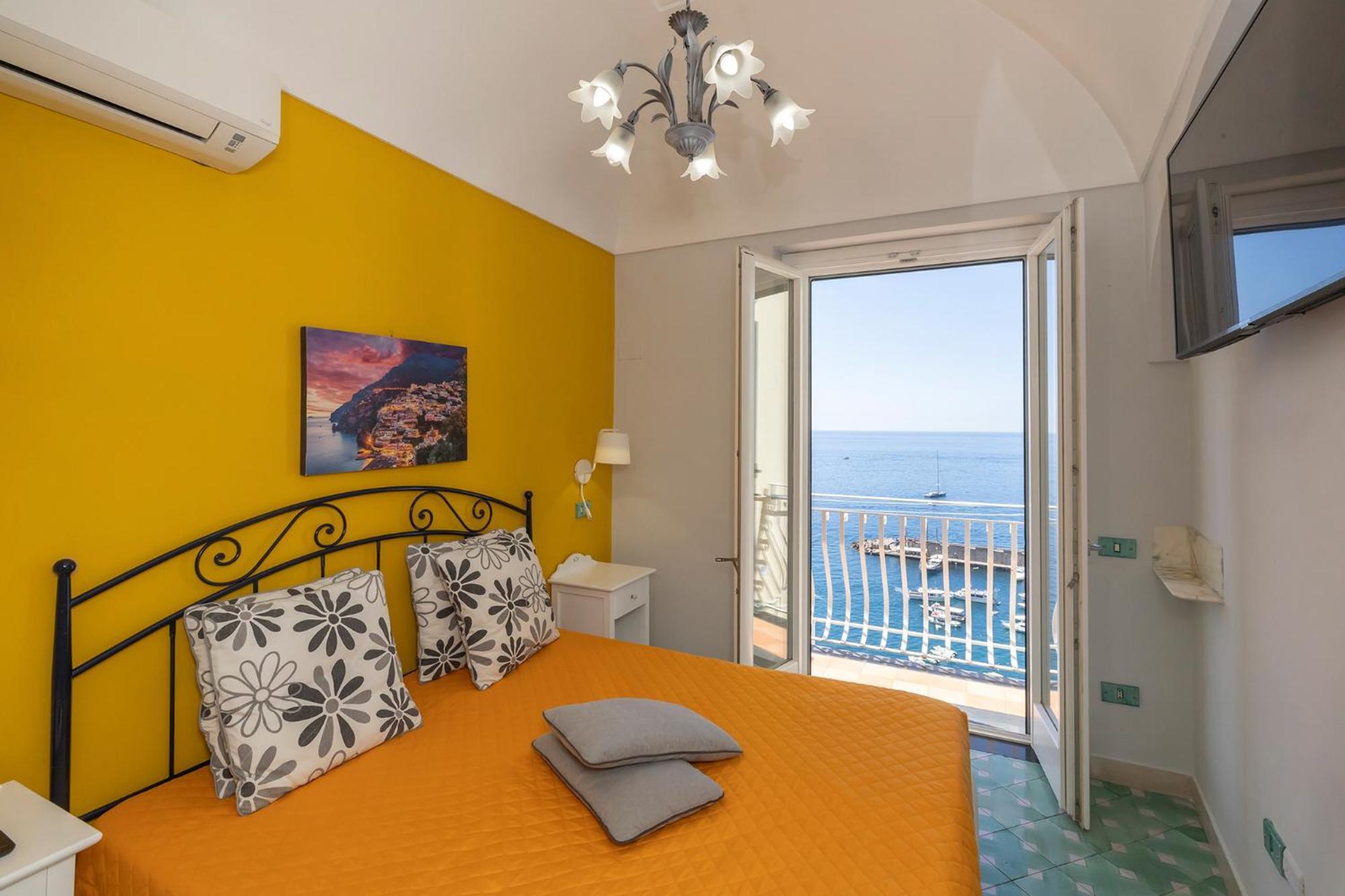 Apartments Amalfi Design Sea View Accessible By 250 Steps Exteriör bild