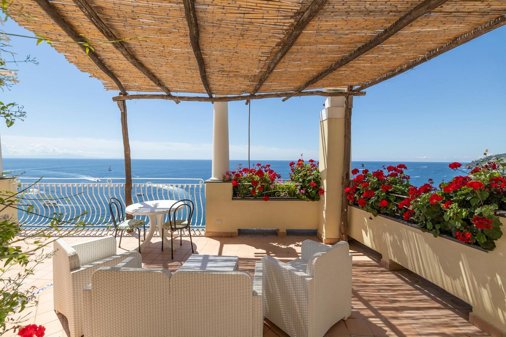 Apartments Amalfi Design Sea View Accessible By 250 Steps Exteriör bild